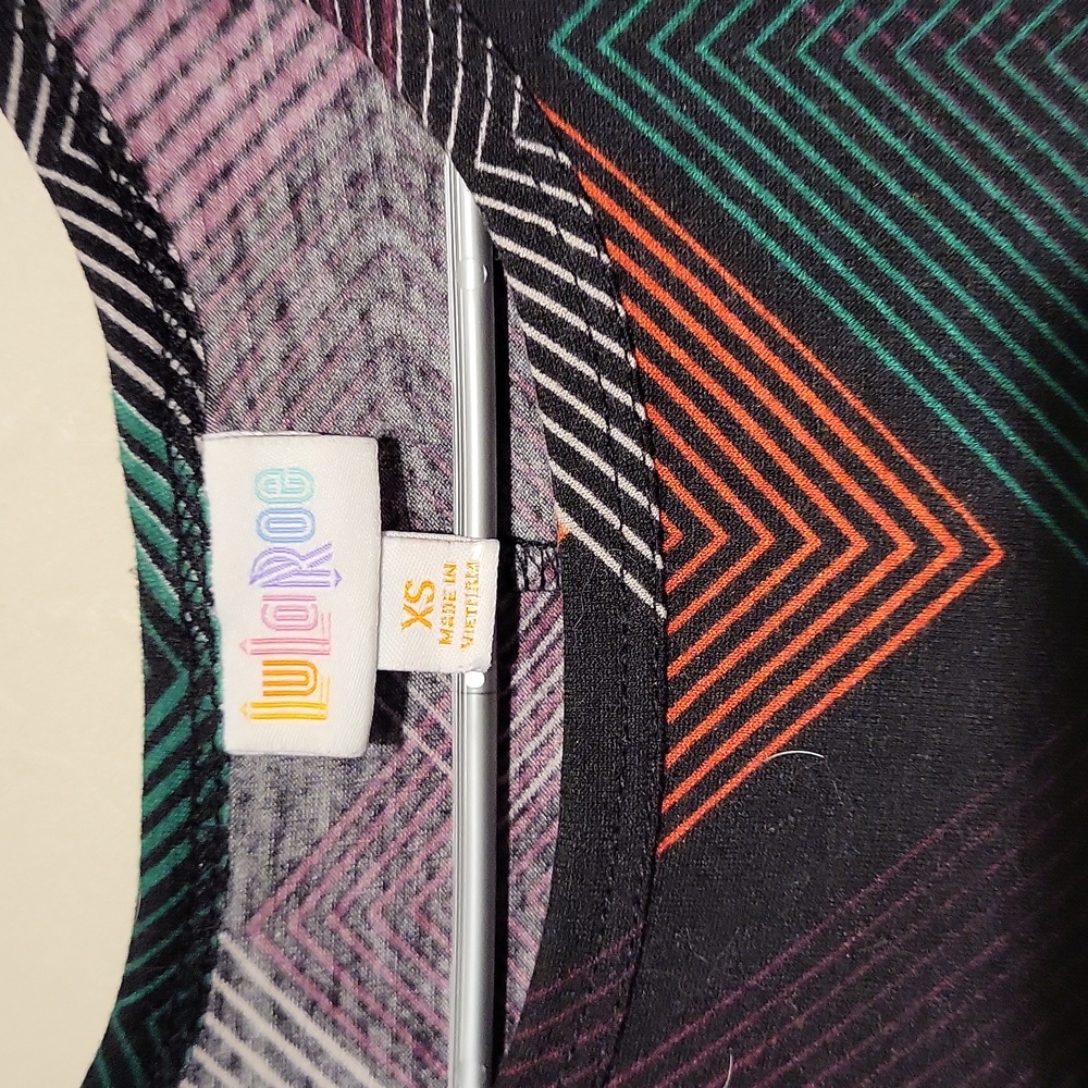 Geometric Patterned Dress - Picture 4 of 4